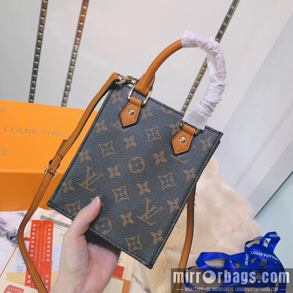 1:1 Louis Vuitton Bags Petit Sac Plat M69846 ss