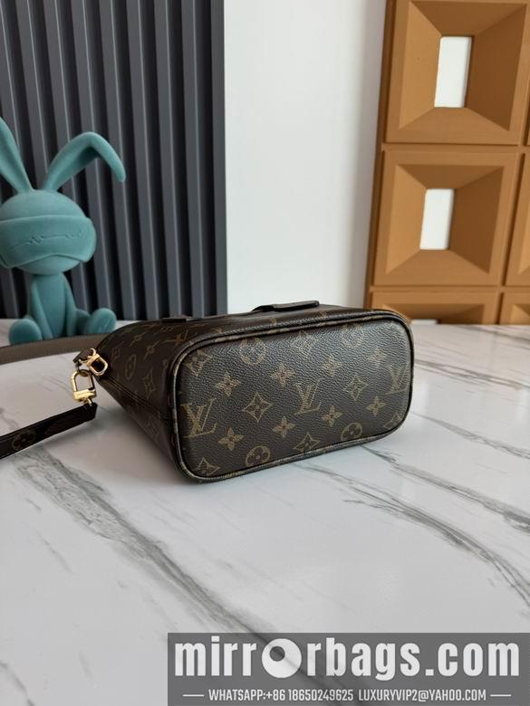 1:1 Louis Vuitton Bags M12109 14X9X24cm WP