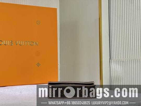 1:1 Louis Vuitton Bags M8027 20x12cm cs