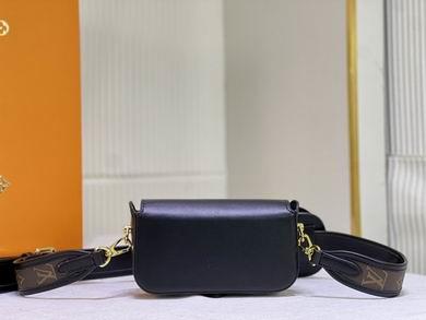 1:1 Louis Vuitton Bags M69841 17X10X4.5cm XM
