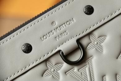 1:1 Louis Vuitton Bags M62903 34X25X2cm XM