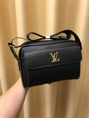 1:1 Louis Vuitton Bags 973-3 26X18X7cm XM