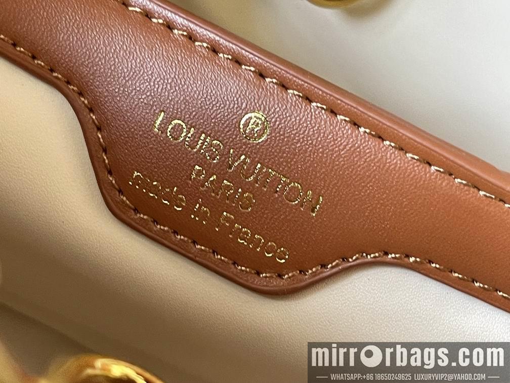 1:1 Louis Vuitton Bags Capucines M57361绣花白棕金31.5x20x11cm cs