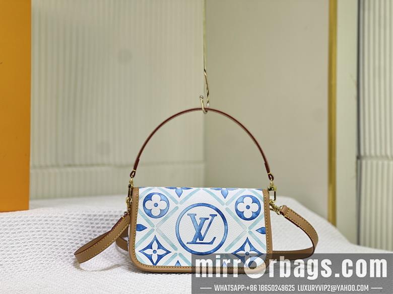 1:1 Louis Vuitton Bags Pool M83300 19x10.5x6cm ss1