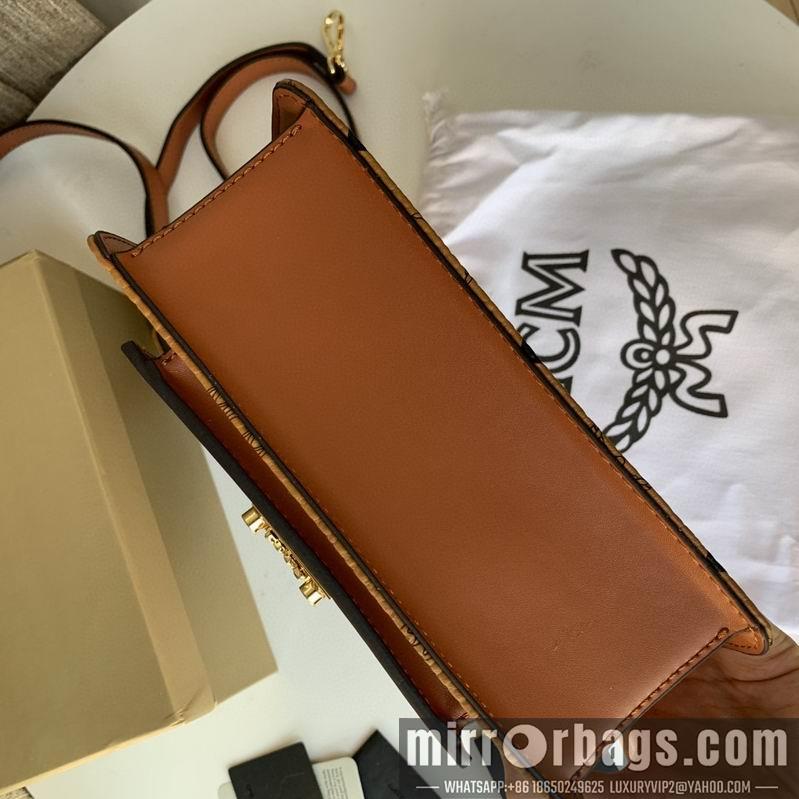 MCM Replica Bags MCM 17x21x8  27x19.5x11 dy2