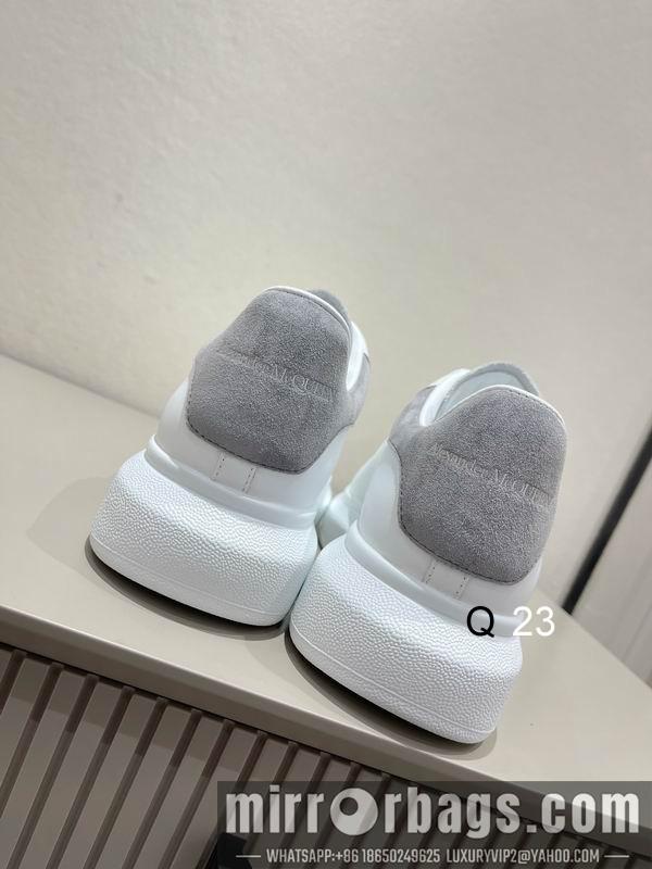 Alexander McQueen Shoes Alexander McQueen sz35-45 HY0301