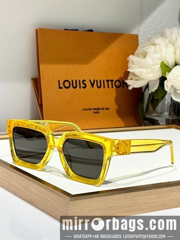 Replica LV Glasses smh170