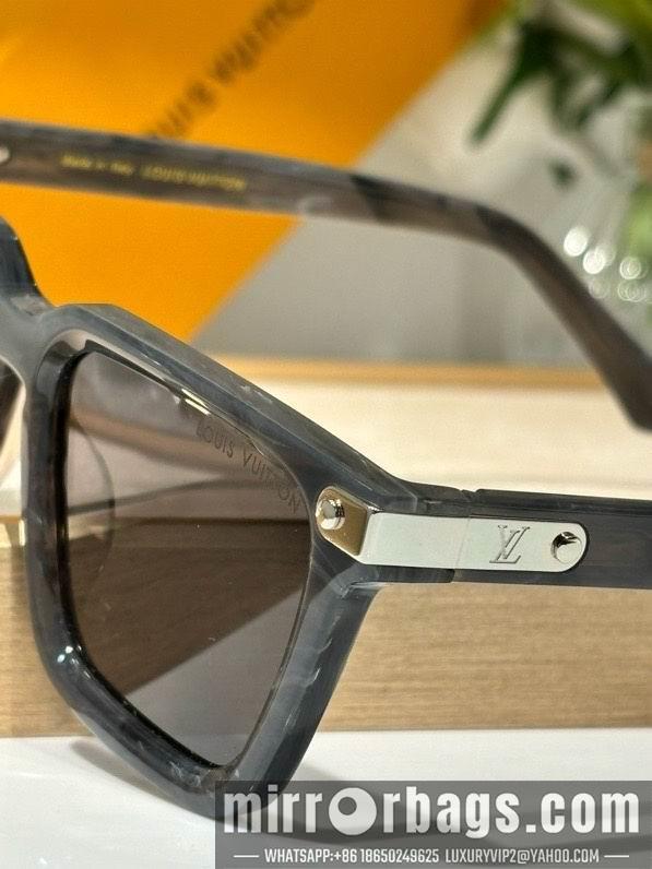 Replica LV Glasses smx203