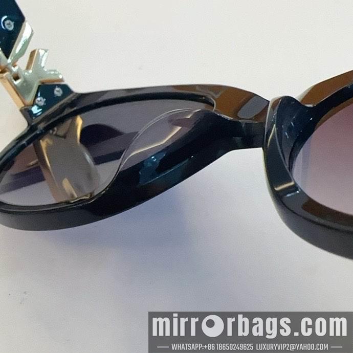 Replica LV Glasses smx147