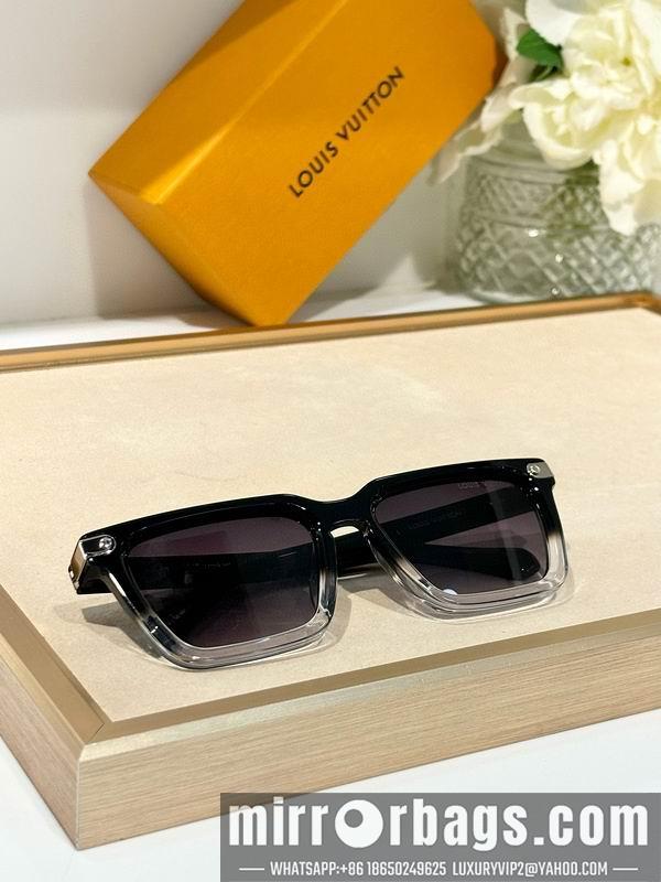 Replica LV Glasses smr49