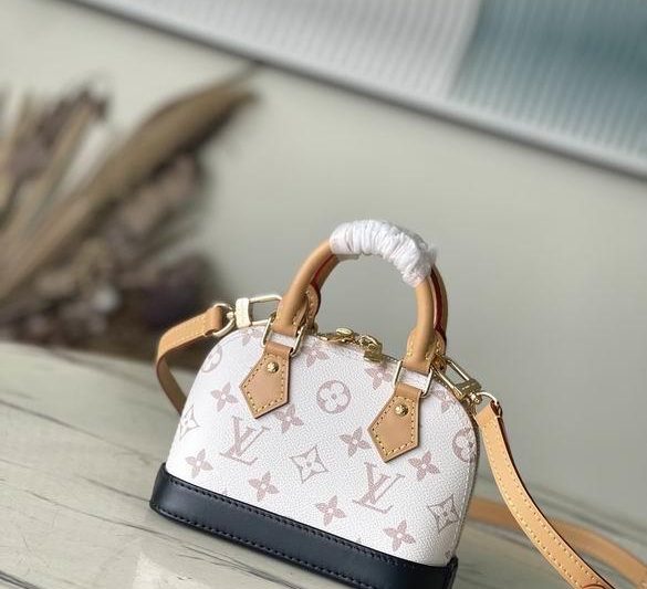 LV Replica Bags Alma M46895 18x12x8cm gf