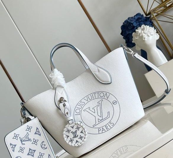 LV Replica Bags Blossom M11734 20x20x12.5cm