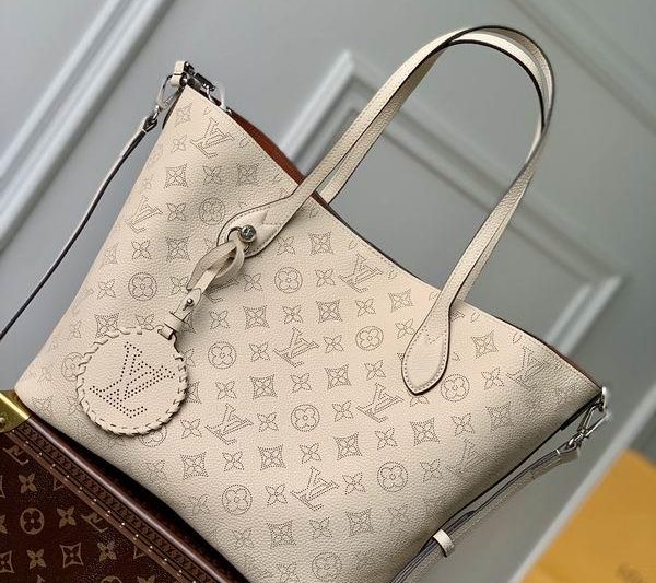 LV Replica Bags Blossom M21850奶白21851 30×27.5x16cm