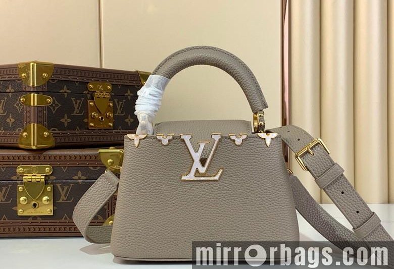 LV Replica Bags Cap m23766 21x14x8cm gf