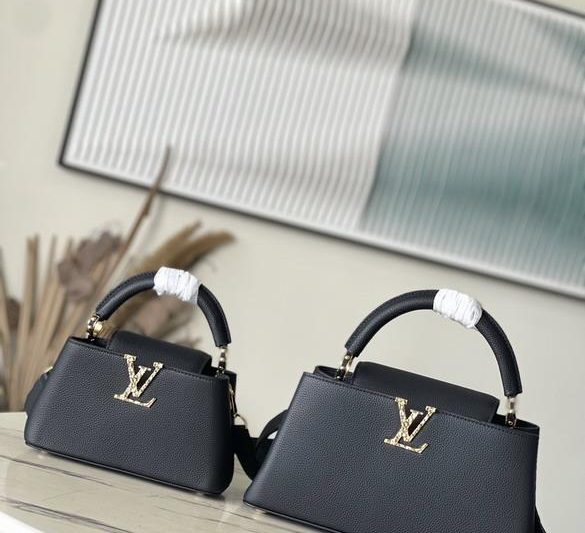 LV Replica Bags Cap M24664 22x12x8cm gf