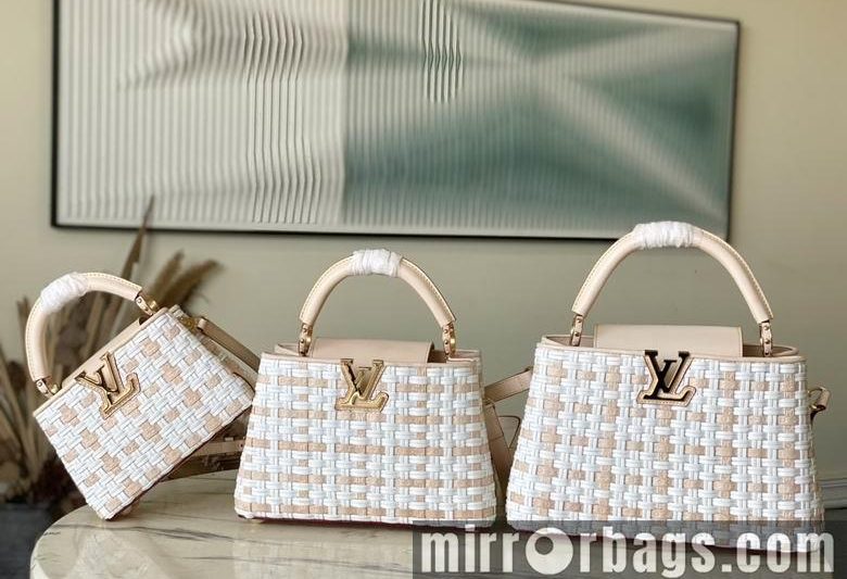 LV Replica Bags Capucines M23083 21x14x8cm