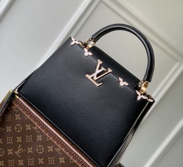 LV Replica Bags Capucines M23263 31.5x21x11cm