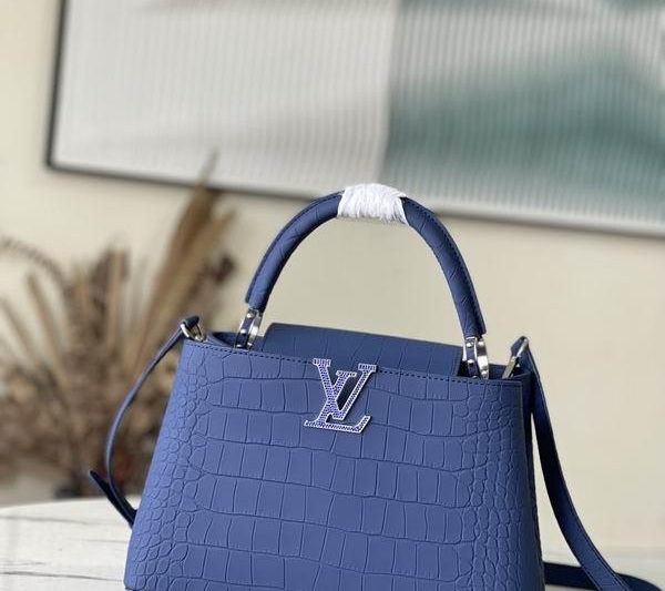 LV Replica Bags Capucines N93163雾蓝鳄鱼纹31x20x11cm gf