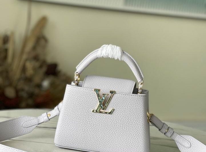 LV Replica Bags Capucines mini M58718 21x14x8cm gf