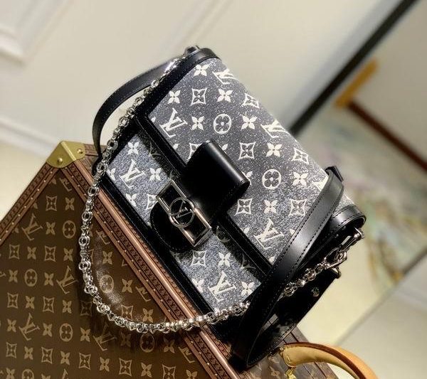 LV Replica Bags Dauphine M21458 25x17x10.5cm gf