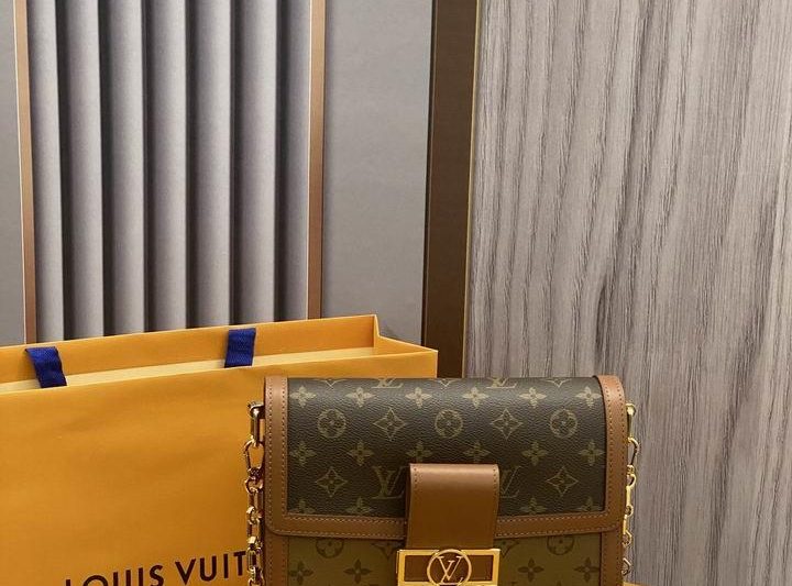 LV Replica Bags Dauphine M44391 M25x17x10.5cm gf