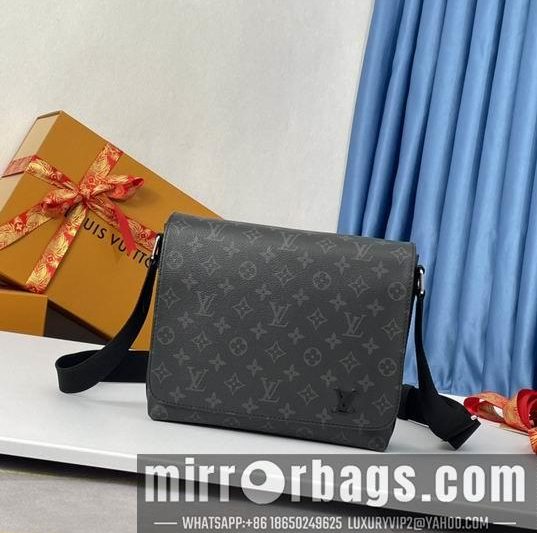 LV Replica Bags District M45272 S25x22x7cm gf