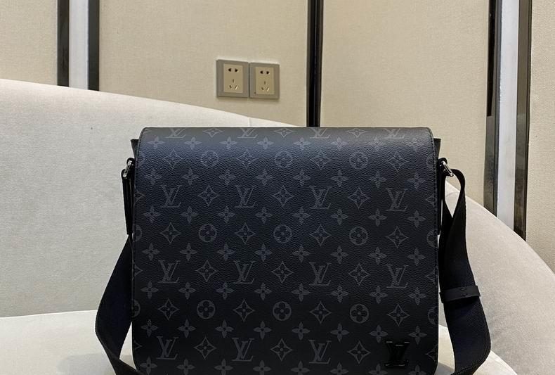 LV Replica Bags District M44001 31x27x8 cm gf