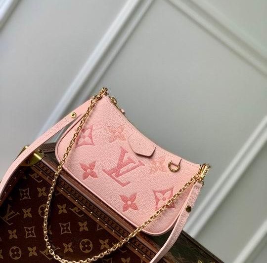 LV Replica Bags Easy Pouch M82346 19×11.5x3cm gf