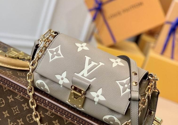 LV Replica Bags Favorite M45836淡咖24x14x9cm