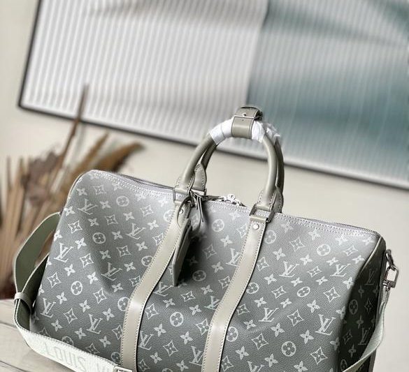 LV Replica Bags Keepall M11718 45x27x20cm