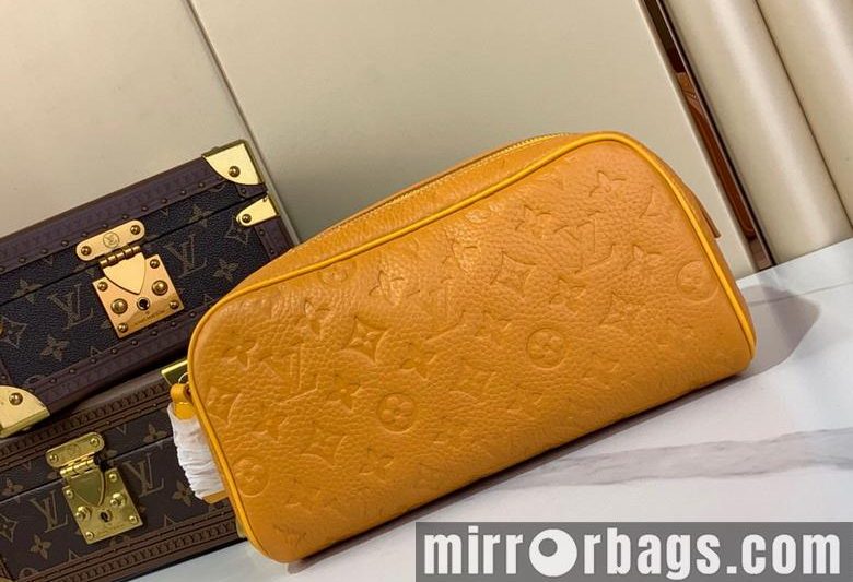 LV Replica Bags Dopp kit m13009 28x15x16.5cm gf