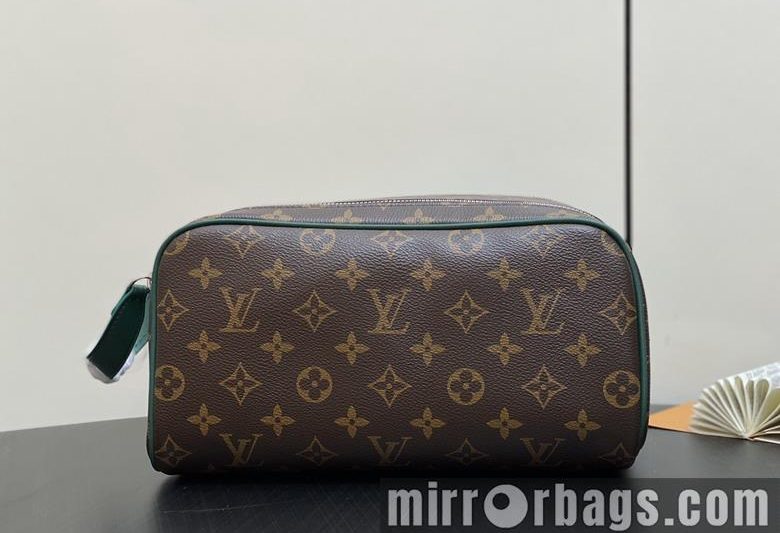 LV Replica Bags Dopp Kit M12639 15×16.5x28cm gf