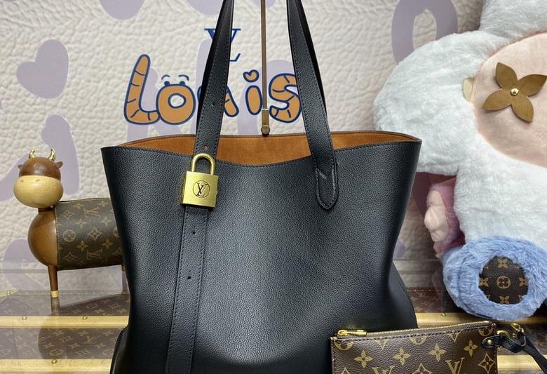 LV Replica Bags Low Key M25341 47x30x14cm