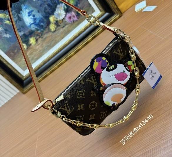 LV Replica Bags M13440 22X4X13cm