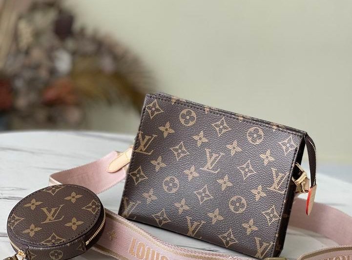 LV Replica Bags Monogram M47546 19x15x6cm gf