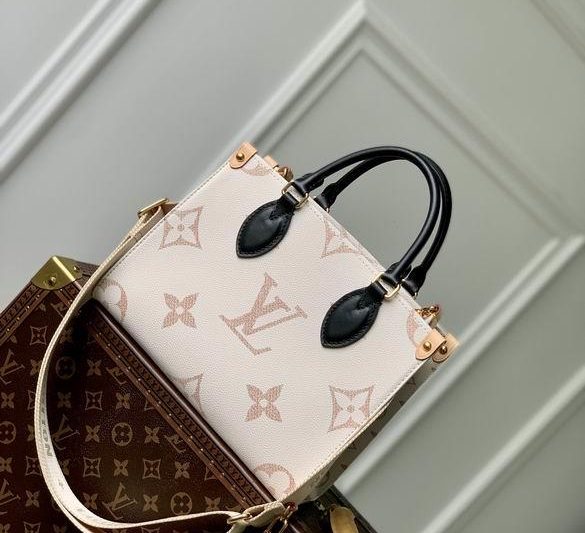 LV Replica Bags Onthege M24533 25x19x11.5cm gf