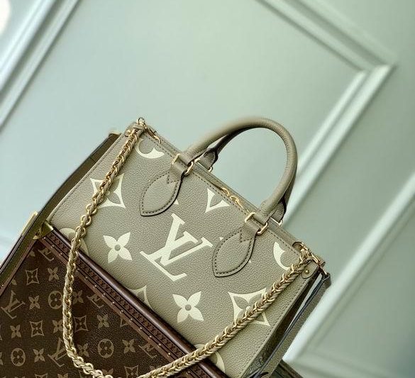 LV Replica Bags OnTheGo M23641 25x13x10cm gf