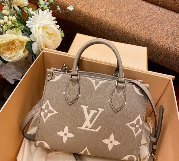 LV Replica Bags Onthego M45779 25x19x11.5 cm