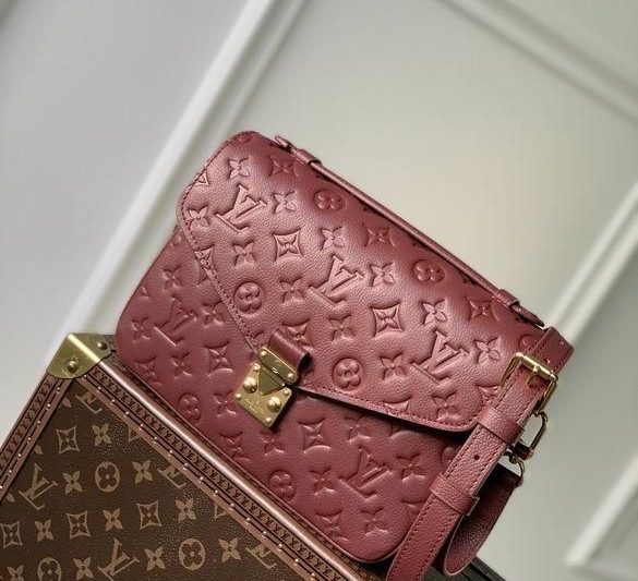 LV Replica Bags Pochette Metis M41487 25x19x7cm