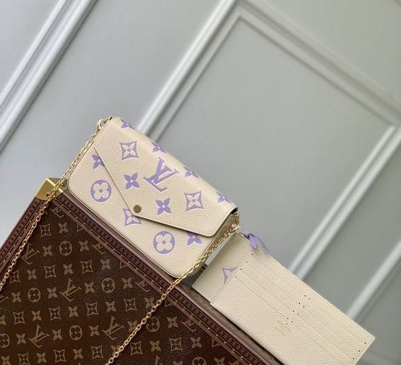 LV Replica Bags Felicie M69977 21x12x3cm gf1