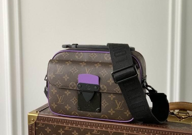 LV Replica Bags S-Lock M46246 22x18x8cm gf