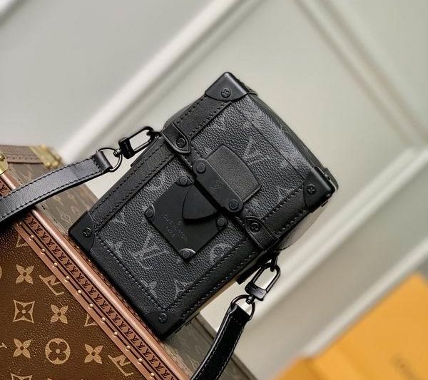 LV Replica Bags Trunk M82077黑花10.7×17.5×6.8cm gf