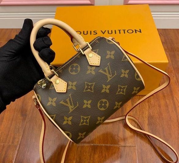 LV Replica Bags M61252 16X10X12.5cm