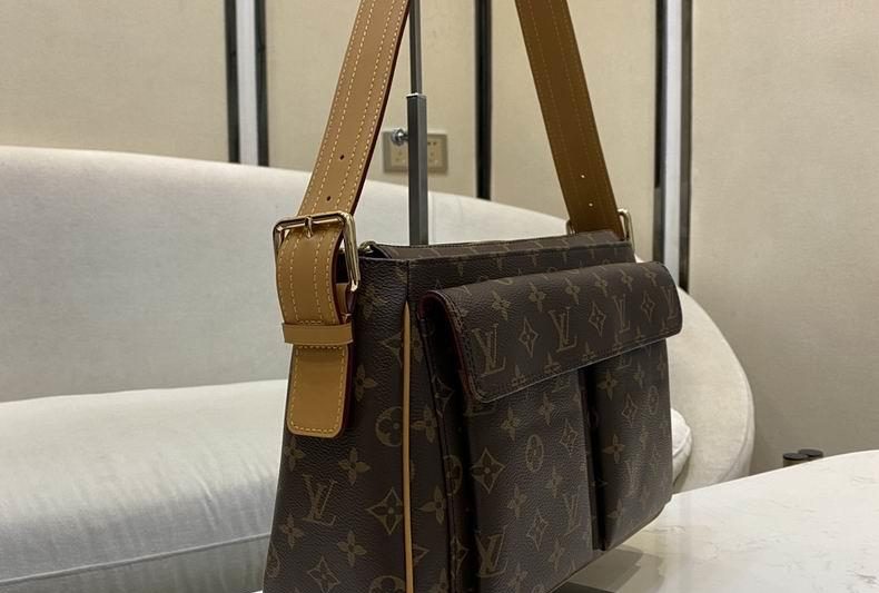 LV Replica Bags Vintage M51160 32x10x20cm