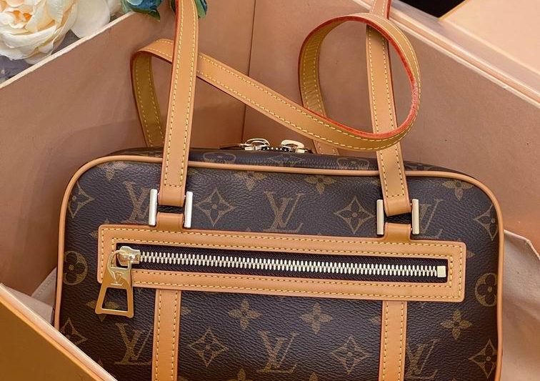 LV Replica Bags Vintage Cite M46321 26x10x16cm gf