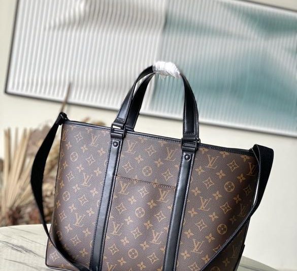 LV Replica Bags Week M45734 37x29x13cm