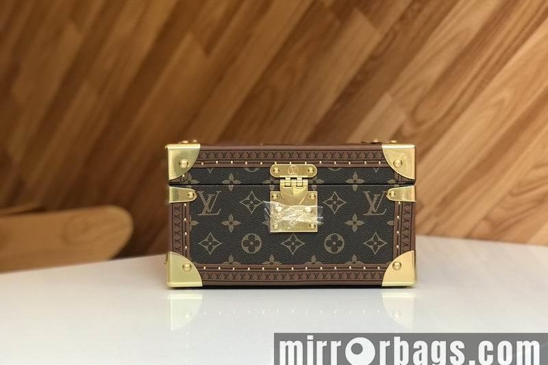 LV Replica Bags LV M4700SNH 20x13x11cm 24x13x17cm QS