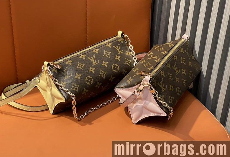 LV Replica Bags Bloom M11303 22.5x13x13cm gf