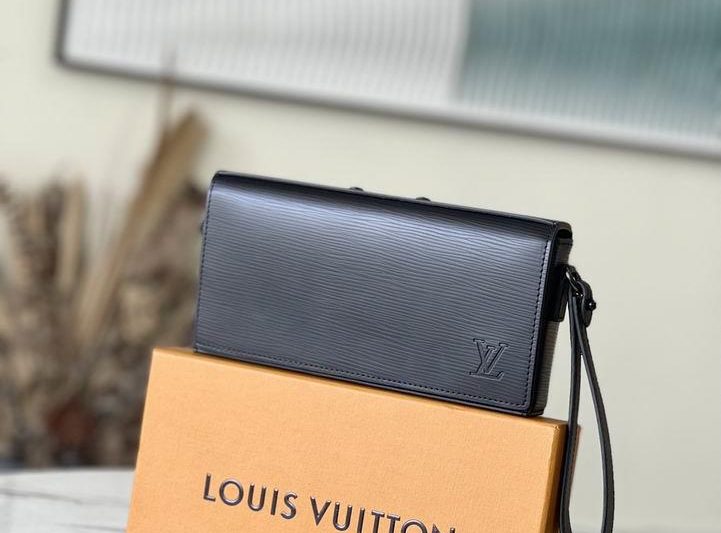 LV Replica Bags Long Slim M80589 21×10.5x3cm gf