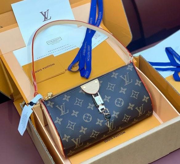 LV Replica Bags M47123 22X12X5.5cm